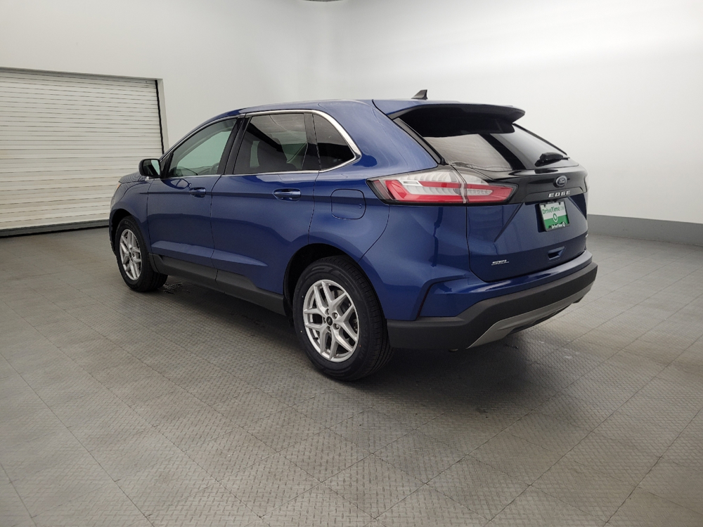 2023 Ford Edge SEL photo 4