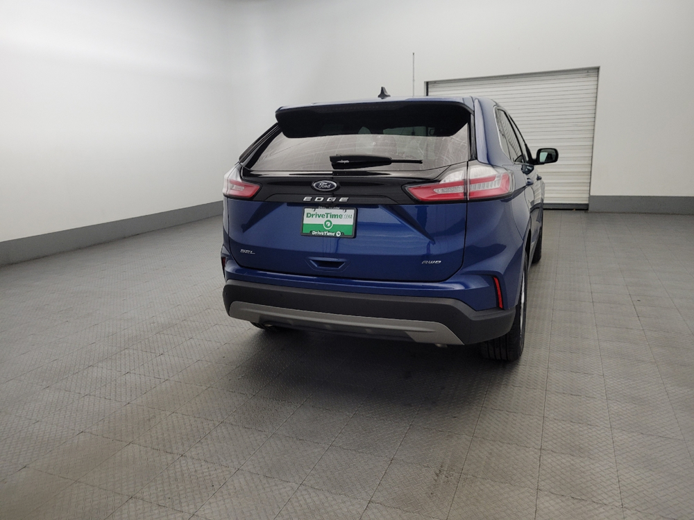 2023 Ford Edge SEL photo 6