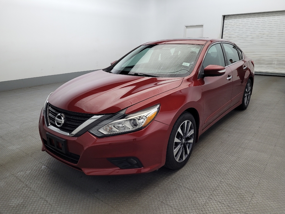 2017 Nissan Altima SV's photo