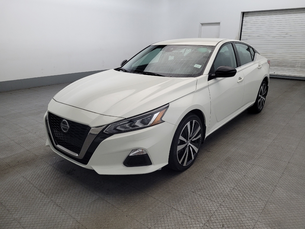 2022 Nissan Altima SR