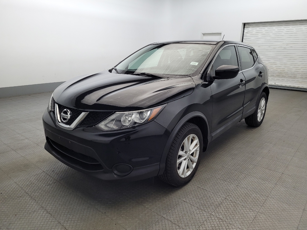 2018 Nissan Rogue Sport S's photo