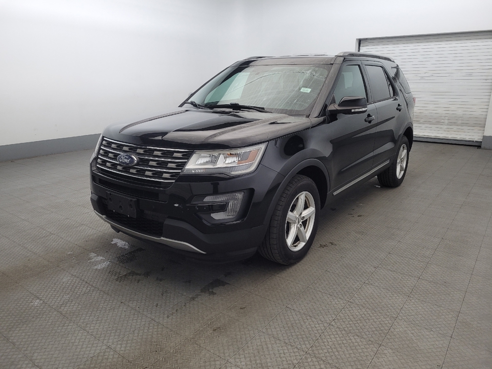 2017 Ford Explorer XLT's photo