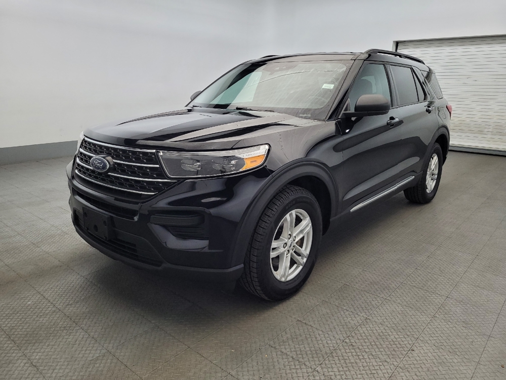 2023 Ford Explorer XLT's photo