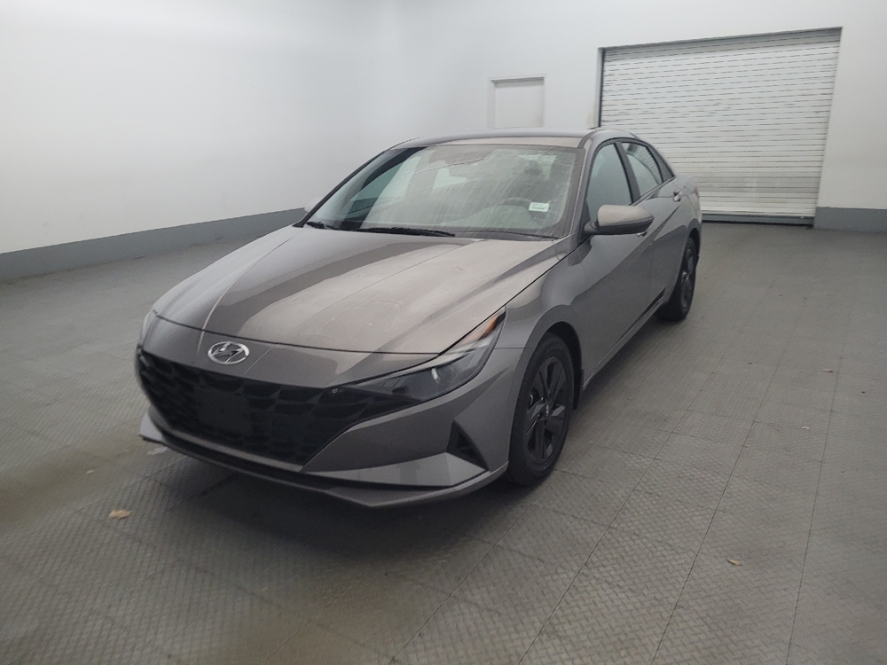 2023 Hyundai Elantra SEL's photo