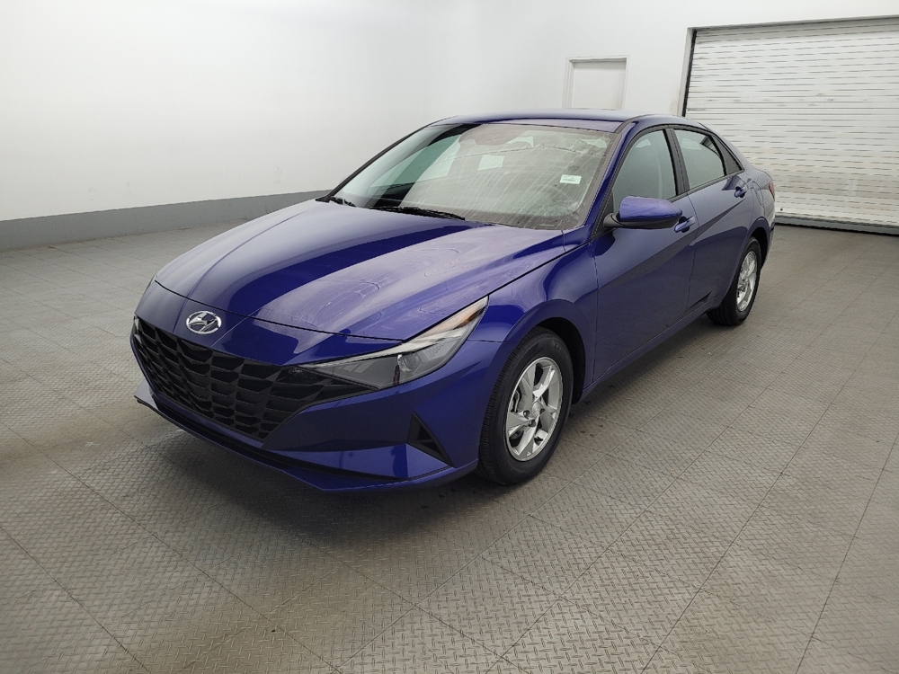 2023 Hyundai Elantra SE's photo