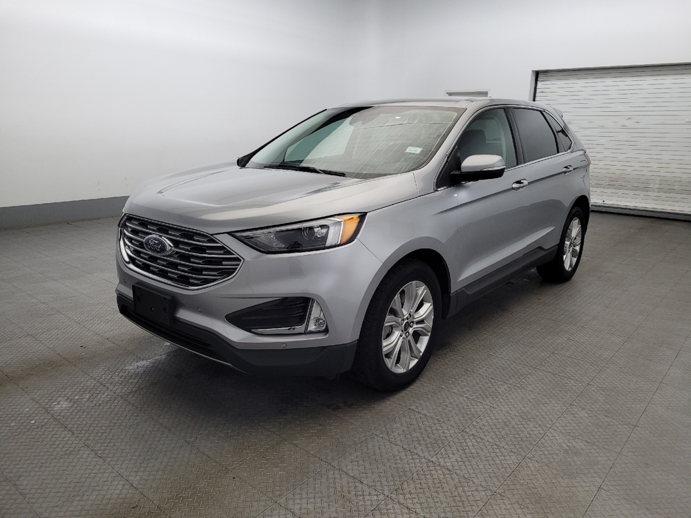 2023 Ford Edge Titanium's photo