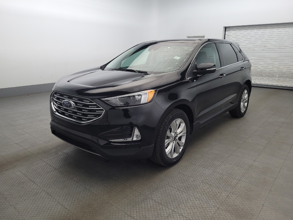 2023 Ford Edge Titanium's photo