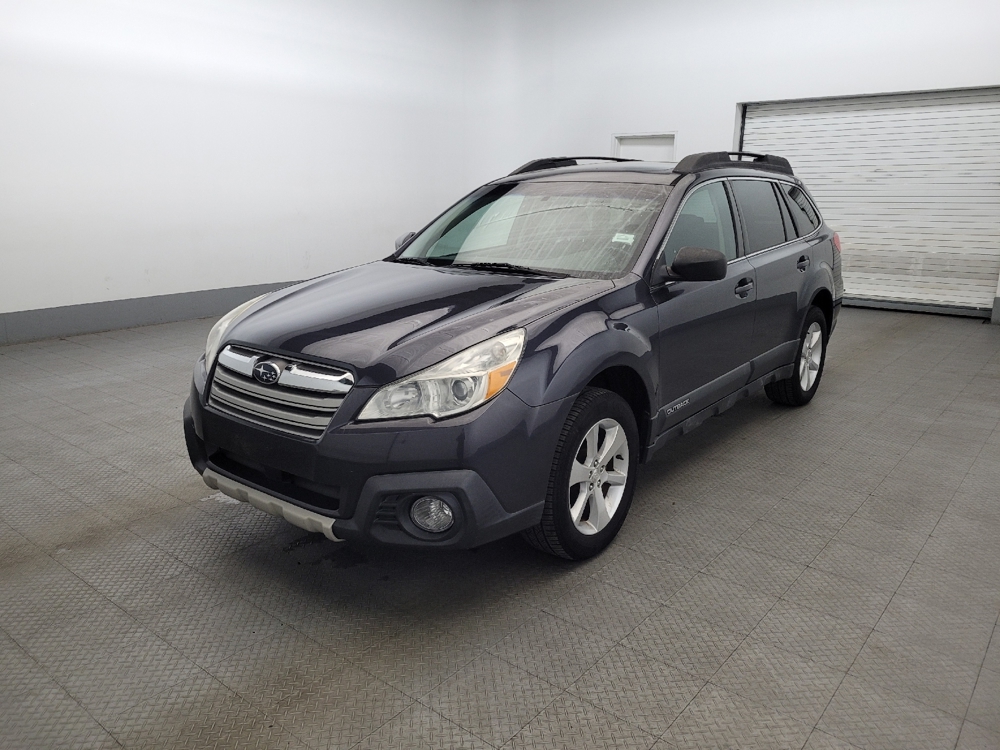 2013 Subaru Outback Limited's photo