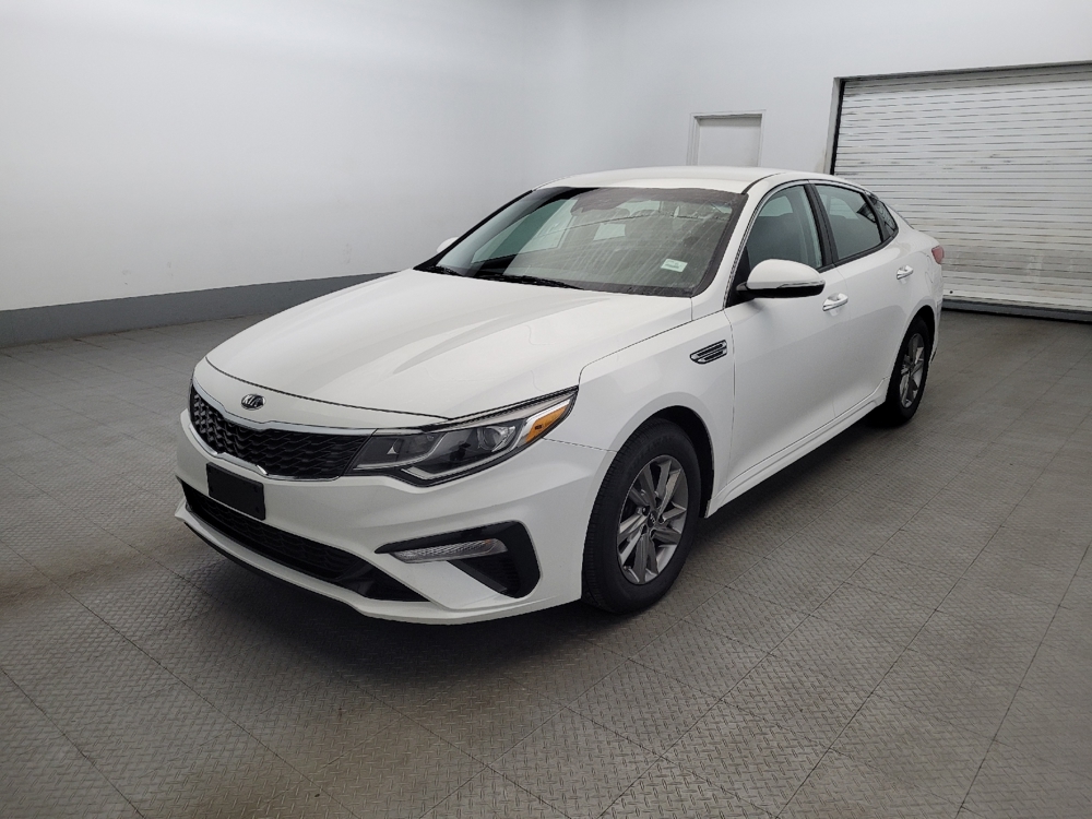 2019 Kia Optima LX's photo