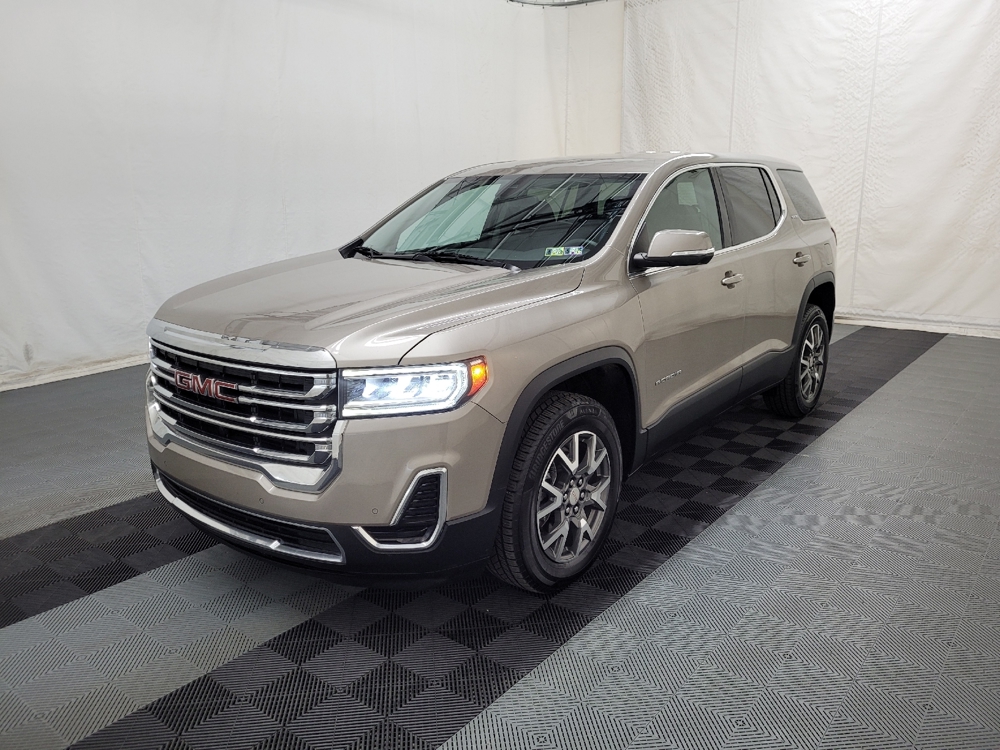 2022 GMC Acadia SLE's photo