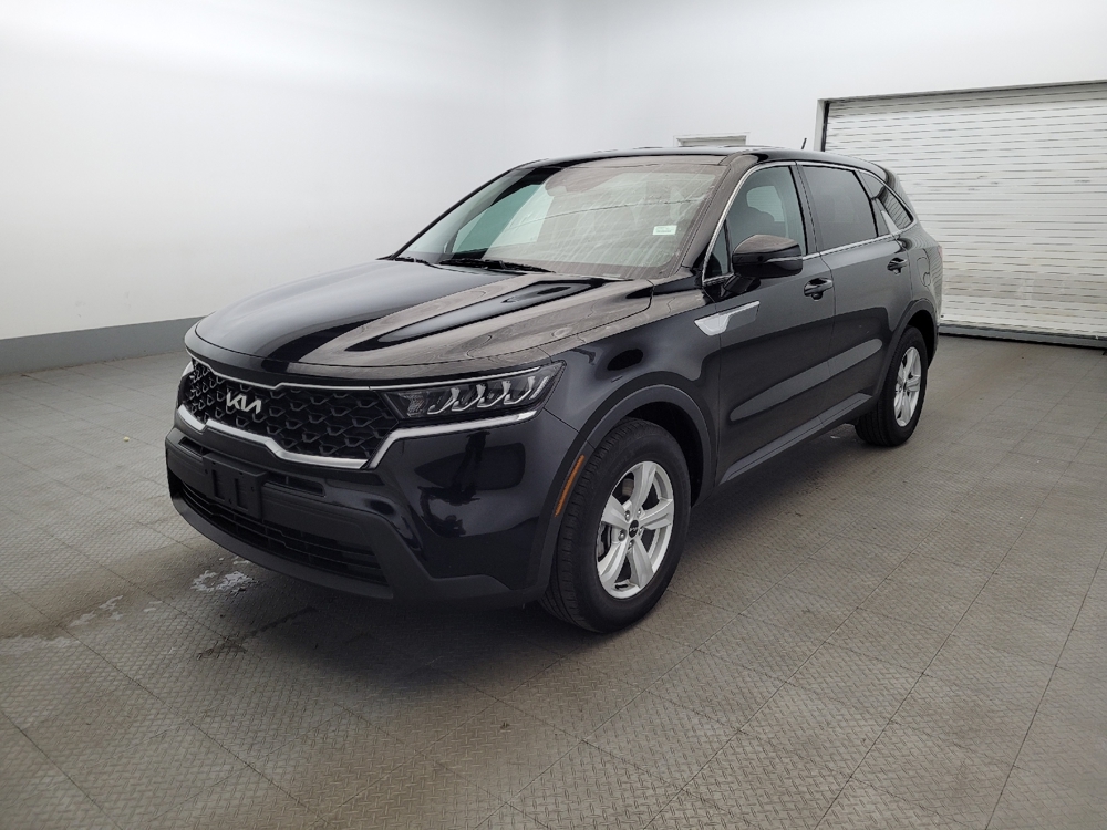 2022 Kia Sorento LX's photo