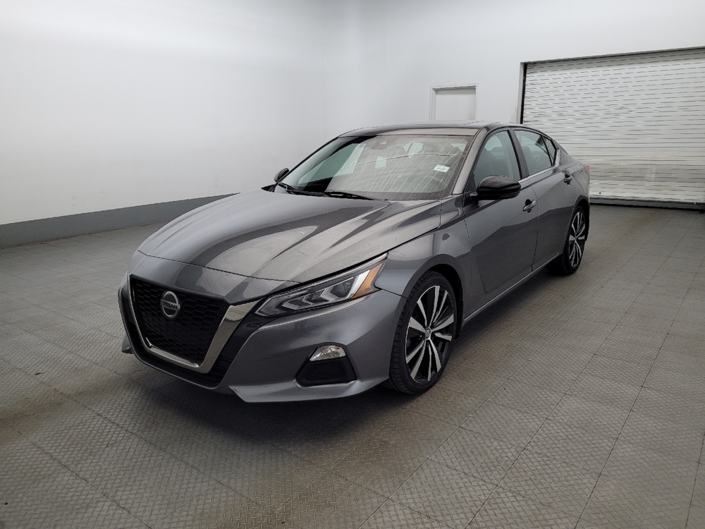 2022 Nissan Altima SR