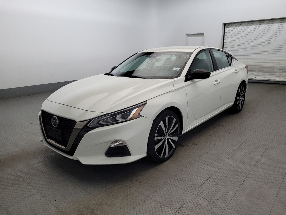 2022 Nissan Altima SR