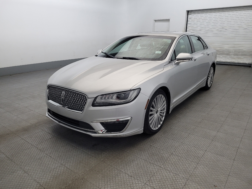 2017 Lincoln MKZ Reserve's photo