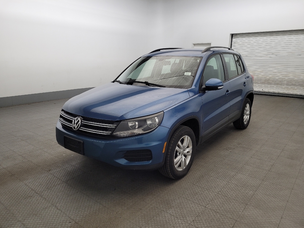 2017 Volkswagen Tiguan S's photo
