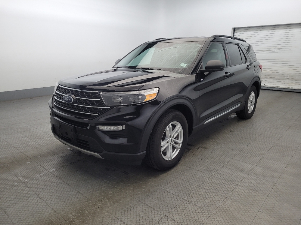 2023 Ford Explorer XLT's photo