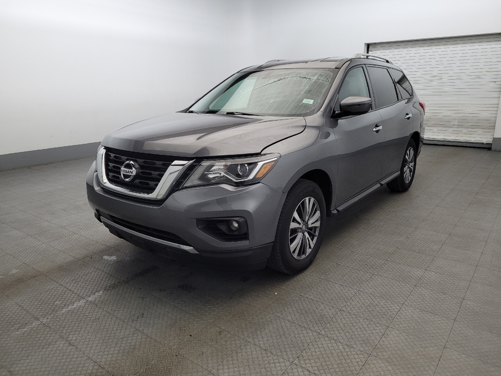 2020 Nissan Pathfinder SV's photo