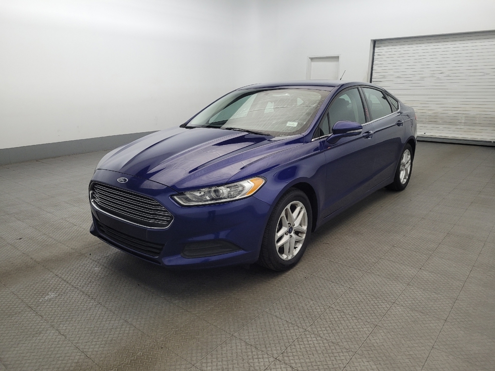 2016 Ford Fusion SE's photo