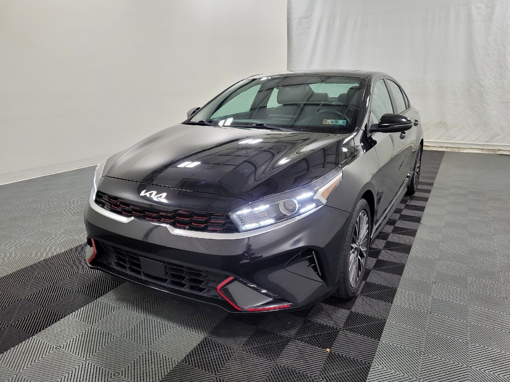 2022 Kia FORTE GT-Line's photo