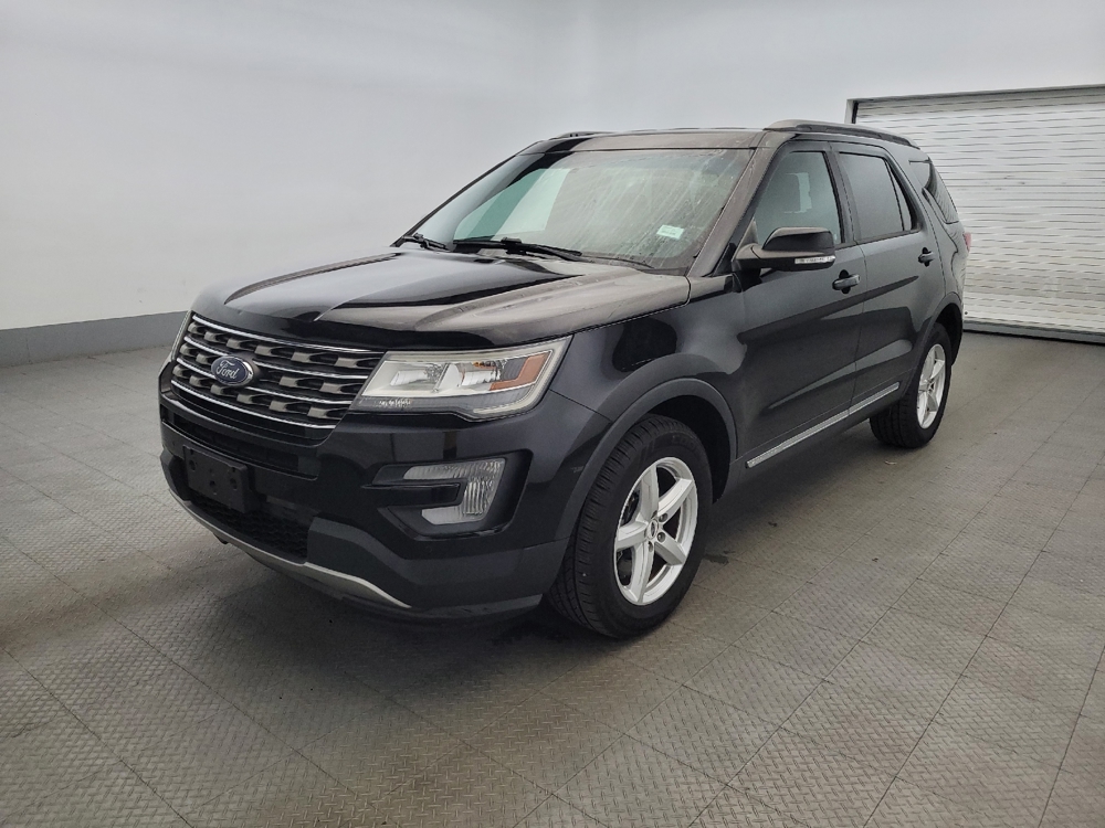 2016 Ford Explorer XLT's photo