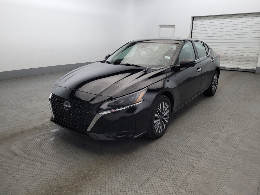 2023 Nissan Altima SV's photo