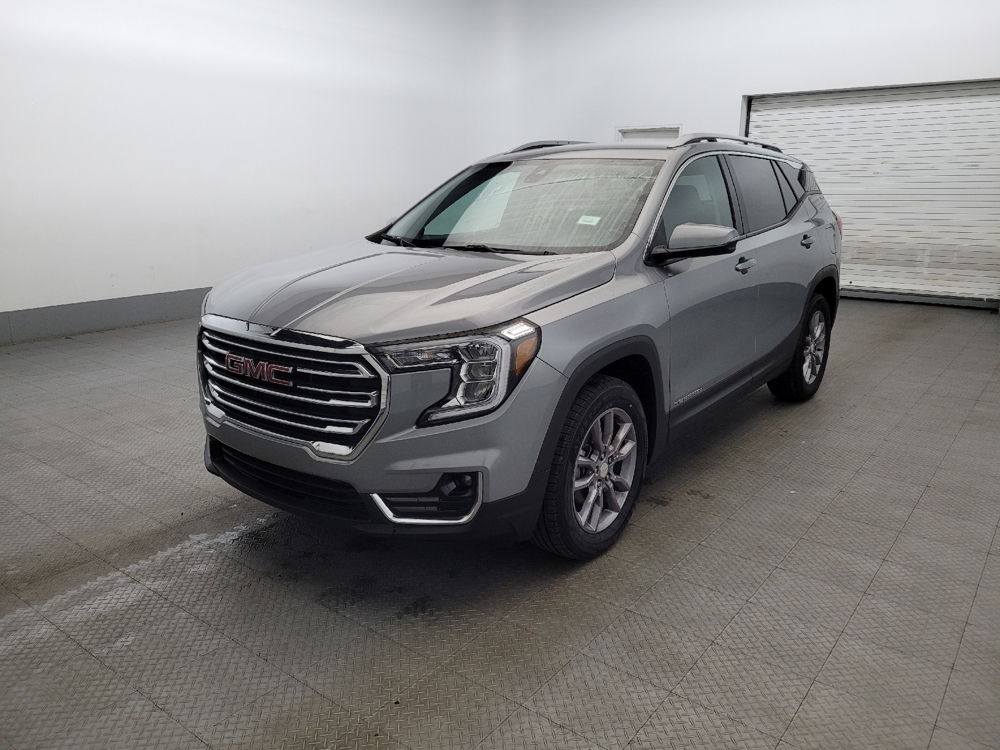 2024 GMC Terrain SLT's photo