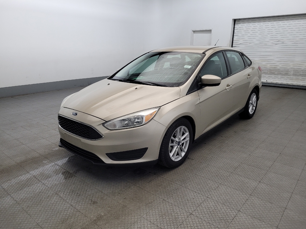 2018 Ford Focus SE's photo