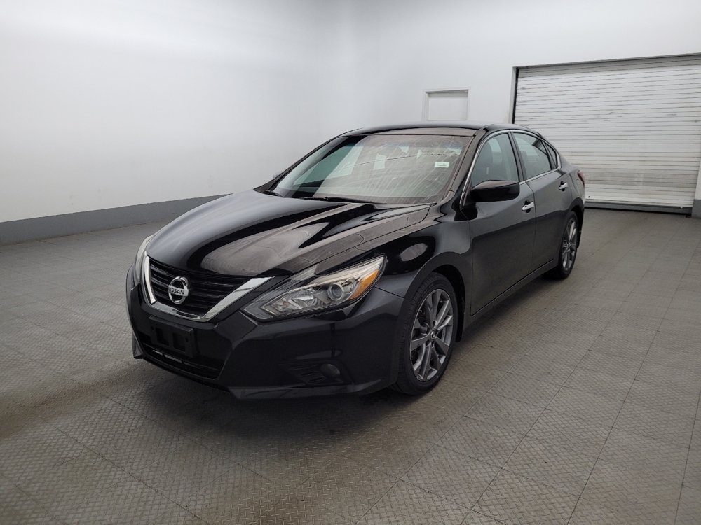 2018 Nissan Altima SR's photo