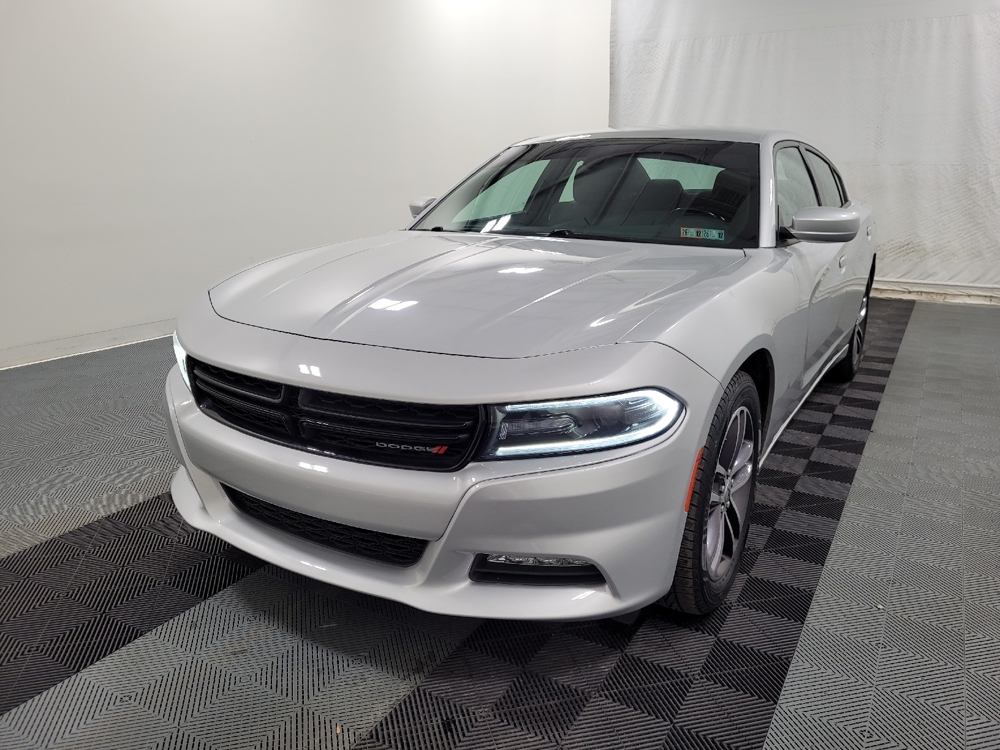 2019 Dodge Charger SXT's photo