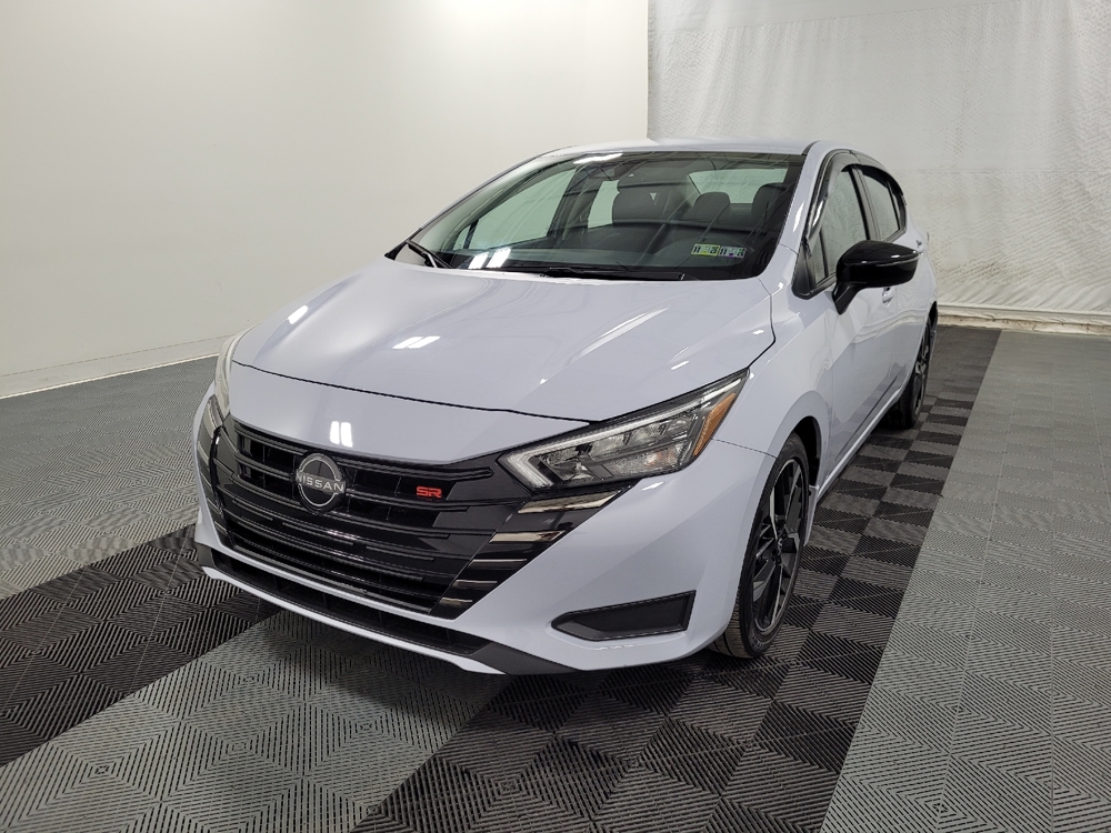 2023 Nissan Versa Sedan SR