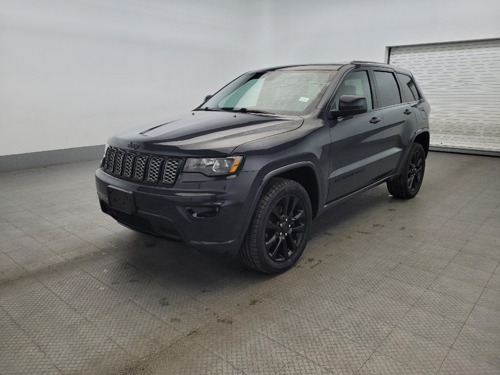 2018 Jeep Grand Cherokee Altitude's photo