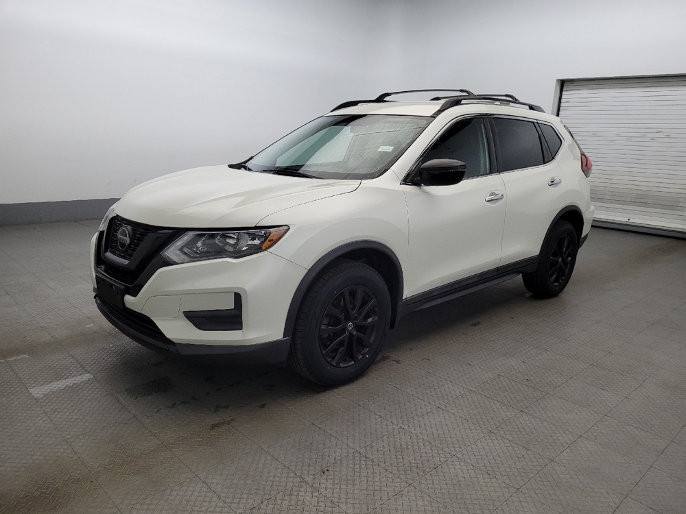2018 Nissan Rogue SV's photo