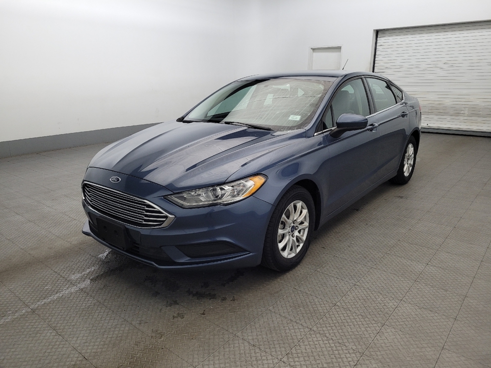 2018 Ford Fusion S's photo