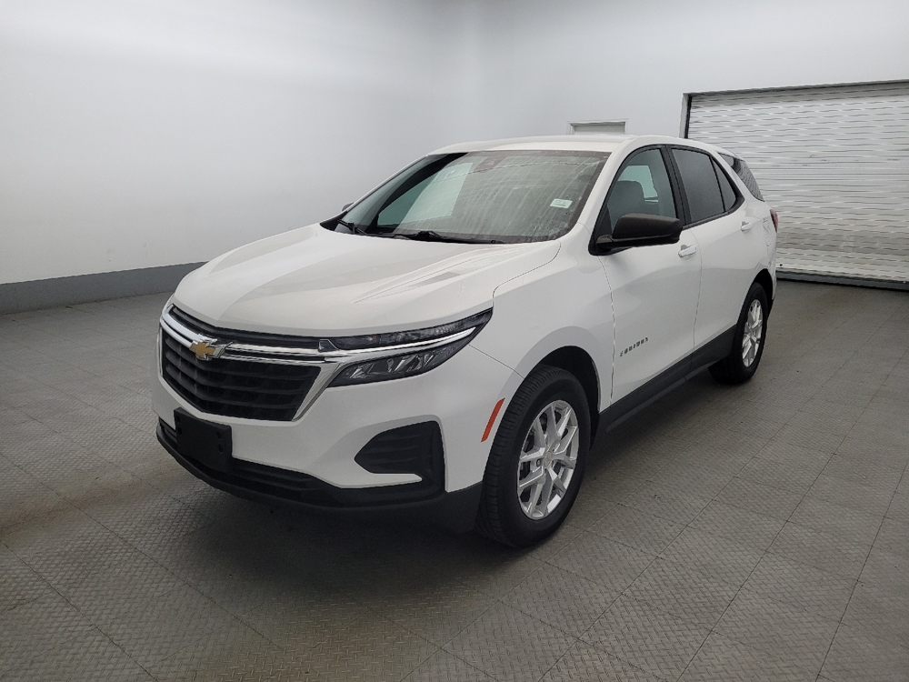 2022 Chevrolet Equinox LS's photo