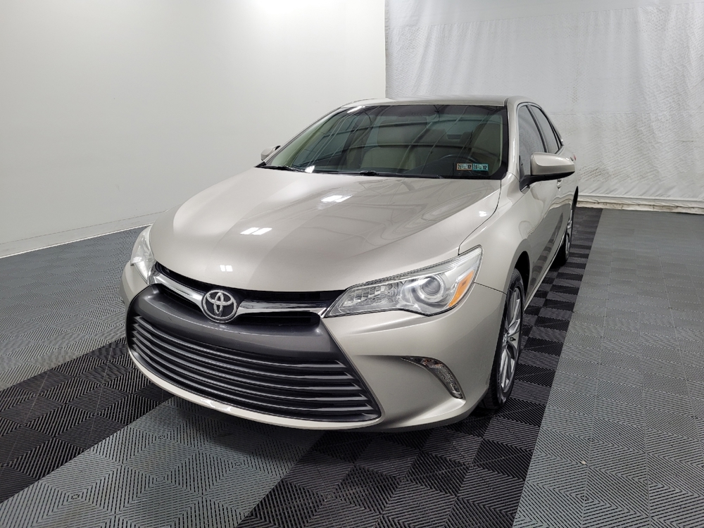2016 Toyota Camry XLE