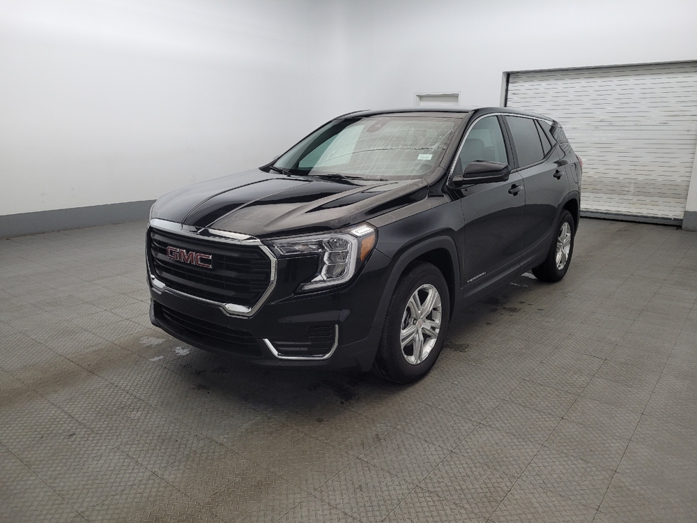 2024 GMC Terrain SLE's photo