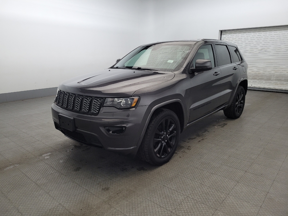 2019 Jeep Grand Cherokee Altitude's photo