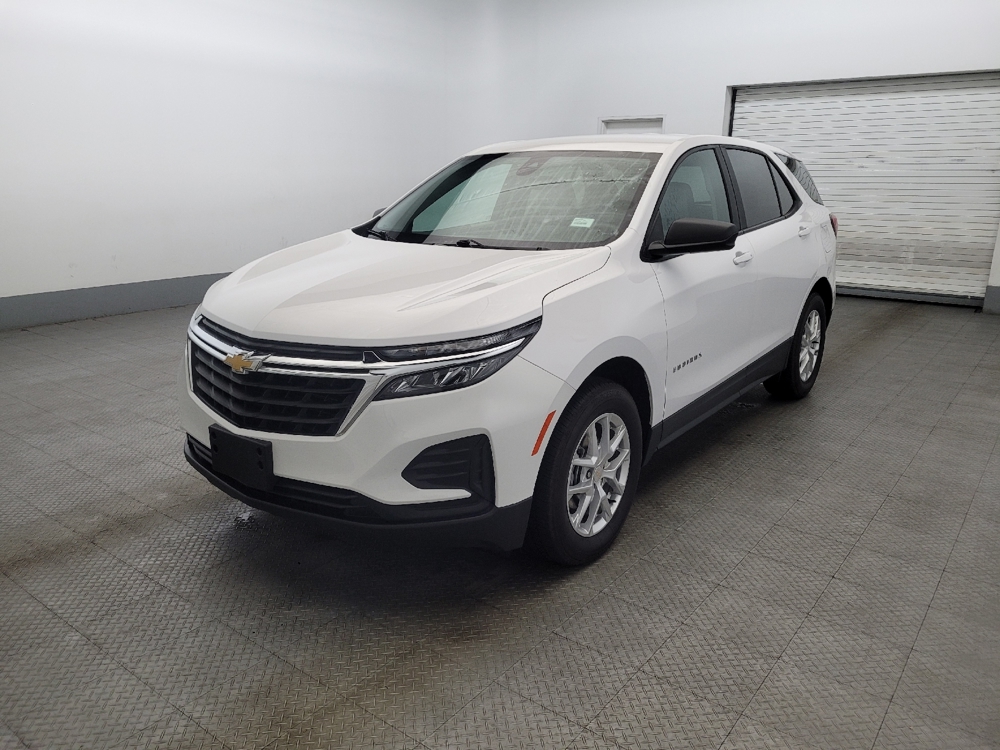 2024 Chevrolet Equinox LS's photo