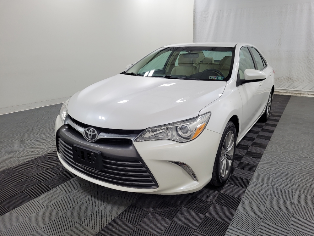 2016 Toyota Camry XLE