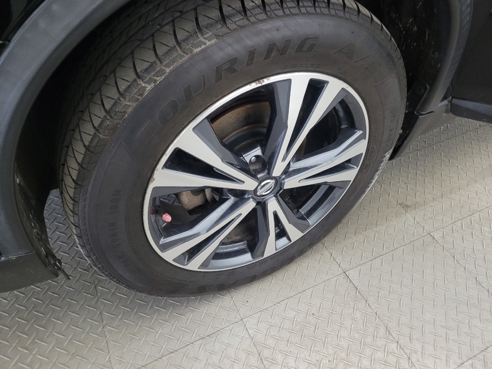 2017 Nissan Rogue SL - Photo 24