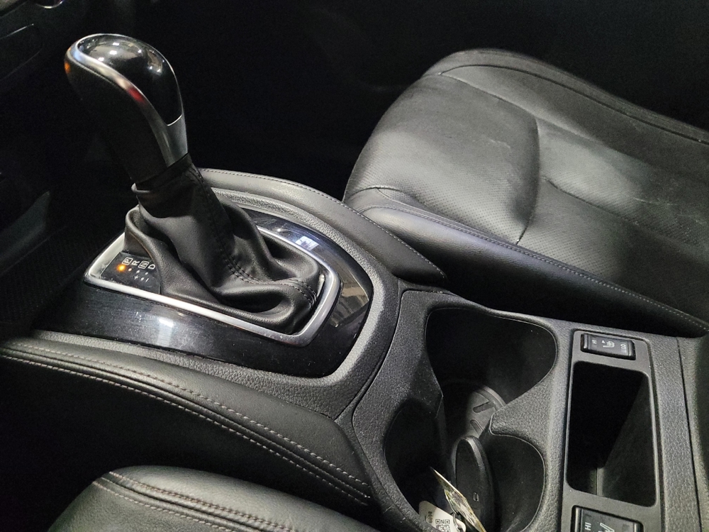 2017 Nissan Rogue SL - Photo 20