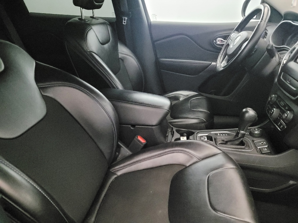 View 16