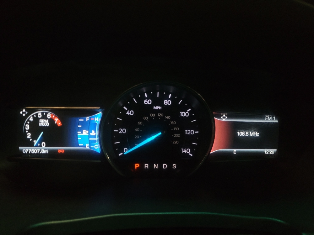 2016 Ford Explorer XLT - Photo 18