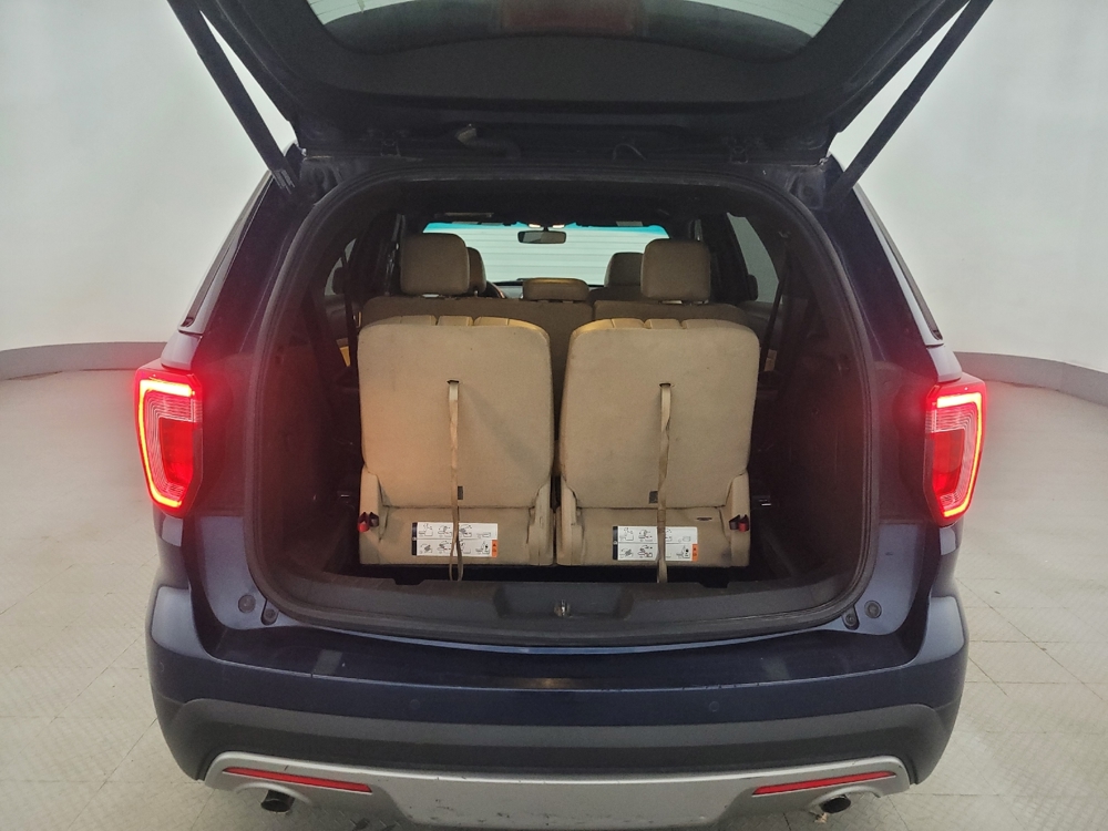 2016 Ford Explorer XLT - Photo 22