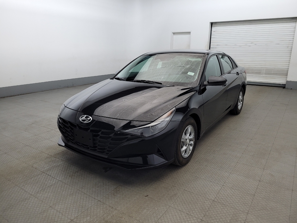 2023 Hyundai Elantra SE