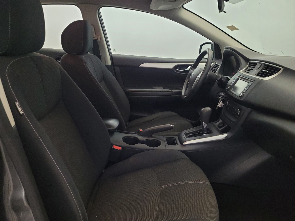 2017 Nissan Sentra S - Photo 16
