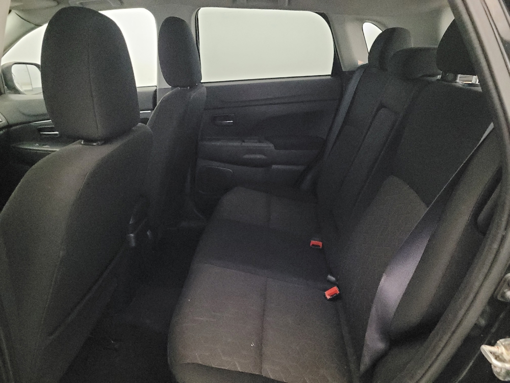 2020 Mitsubishi Outlander Sport ES - Photo 14