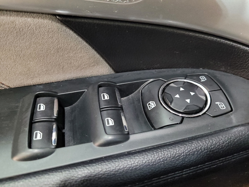 2017 Ford Explorer XLT - Photo 21