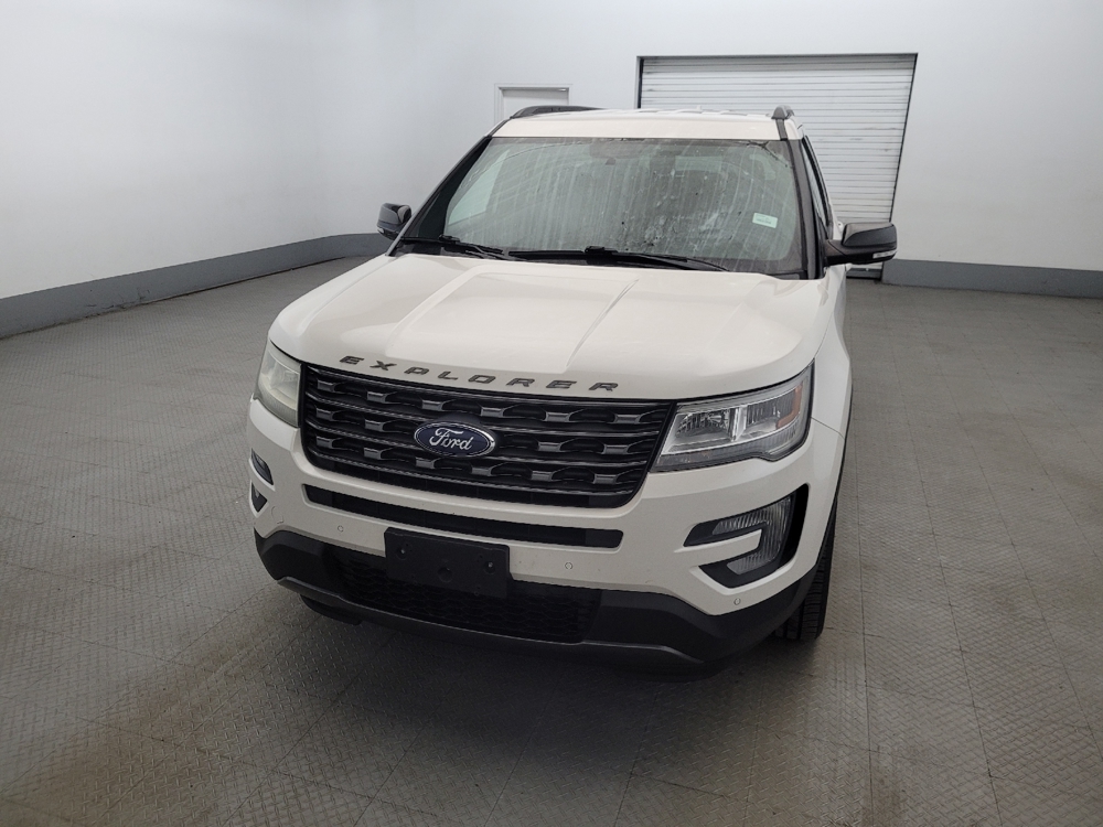 2017 Ford Explorer XLT - Photo 12