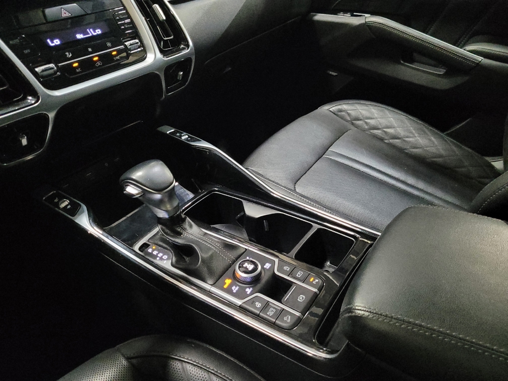 2021 Kia Sorento X-Line - Photo 20
